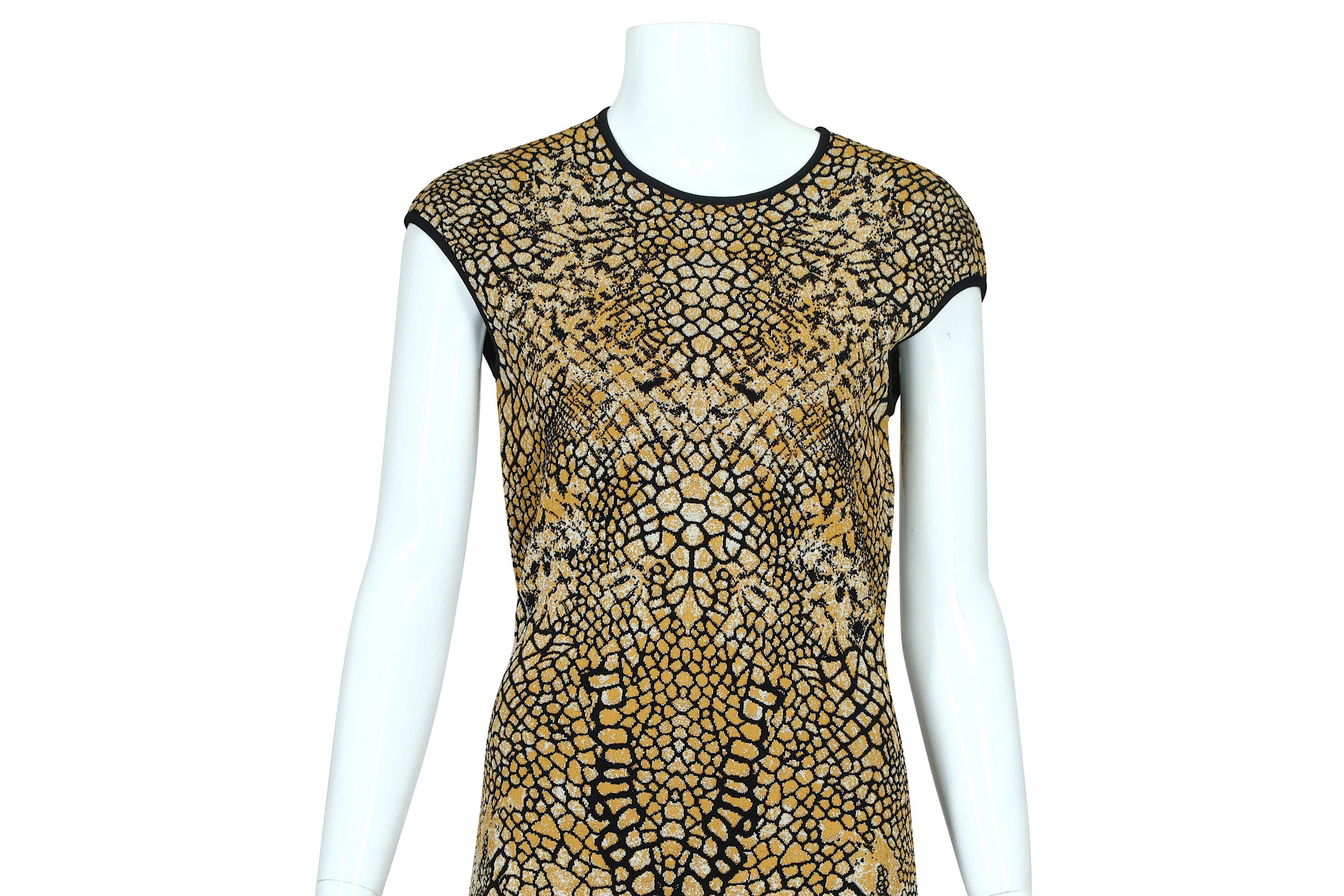 Alexander McQueen Stretch Knit Black and Gold Dress - Image 2 of 4