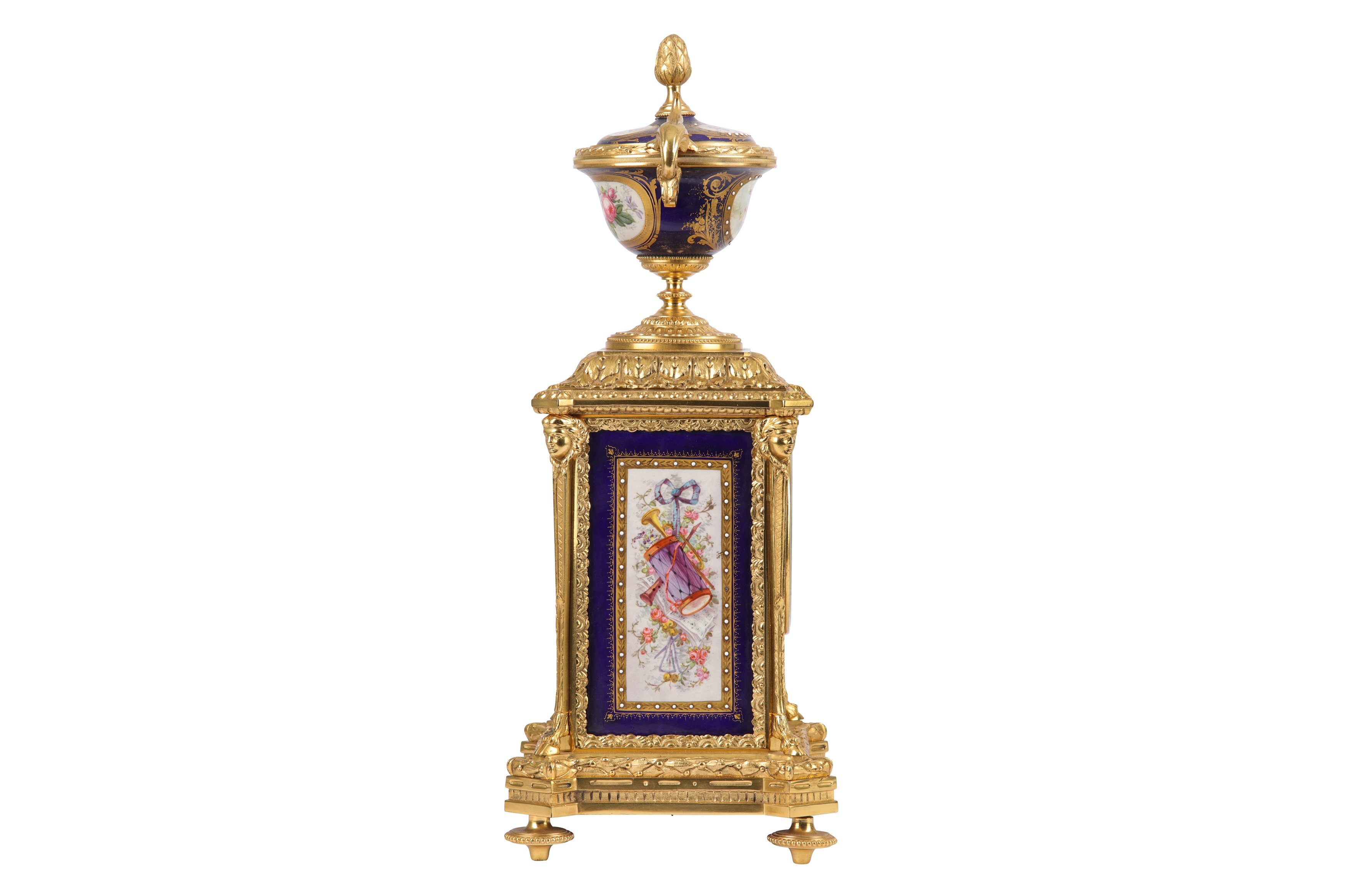 A THIRD QUARTER 19TH CENTURY FRENCH NAPOLEON III GILT BRONZE AND SERVES PORCELAIN MANTEL CLOCK - Image 4 of 8