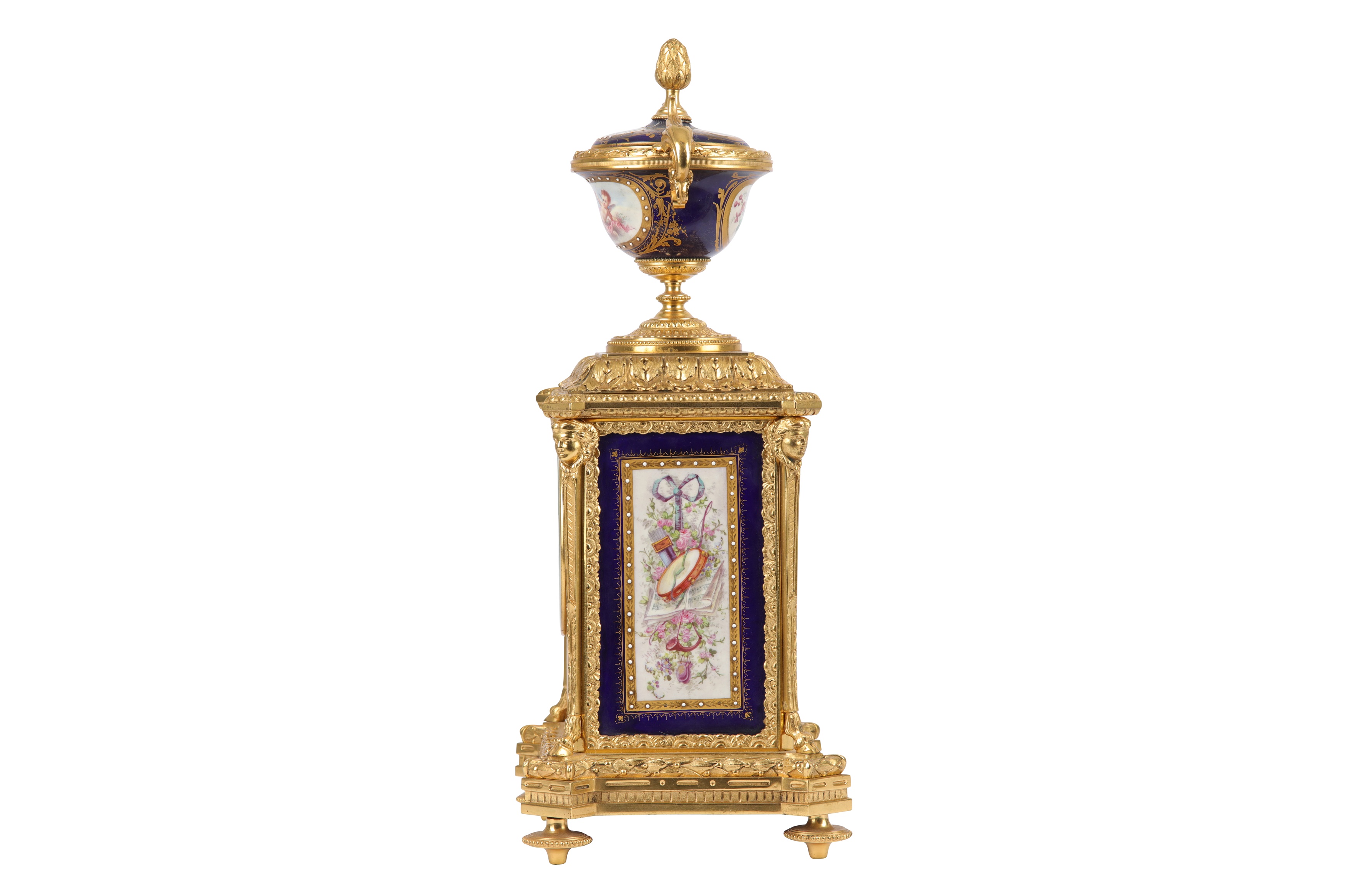 A THIRD QUARTER 19TH CENTURY FRENCH NAPOLEON III GILT BRONZE AND SERVES PORCELAIN MANTEL CLOCK - Image 5 of 8