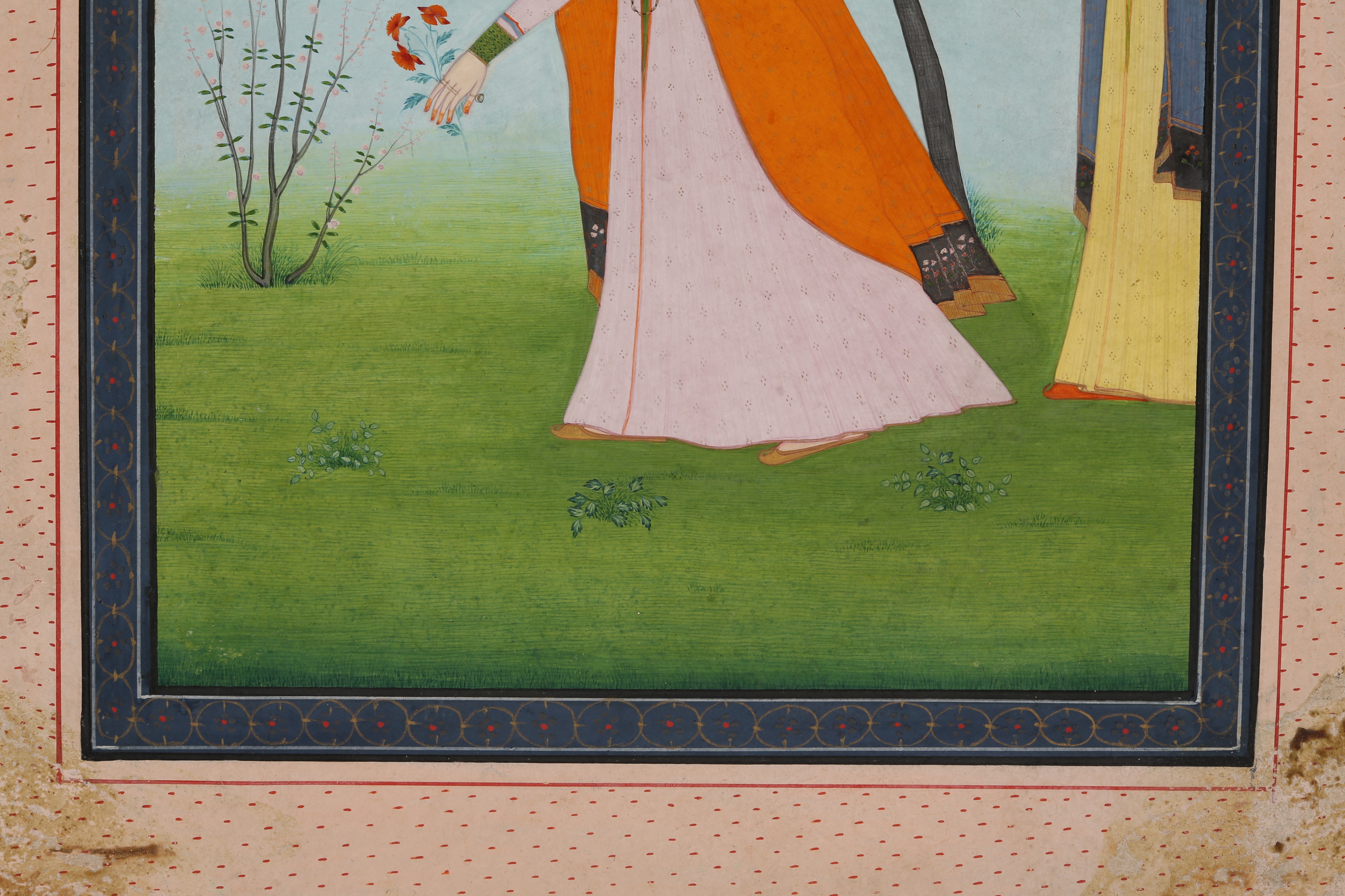 A PADMINI NAYIKA WITH A BOUQUET OF FLOWERS - Image 4 of 5