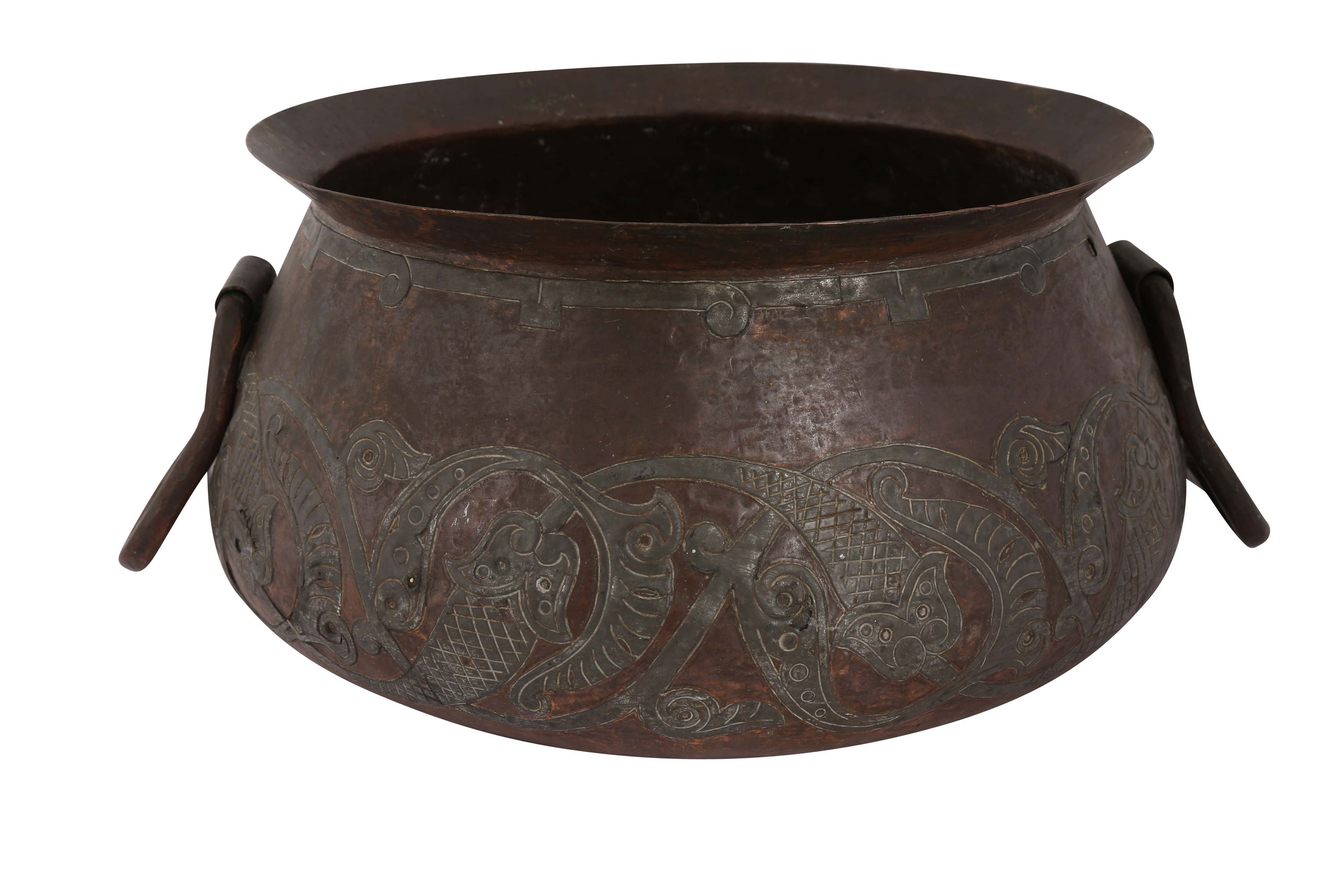 A NEAR PAIR OF ALGERIAN WHITE METAL-OVERLAID COPPER BASINS - Image 3 of 9