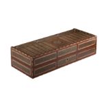 λ A PORTABLE MICRO-MOSAIC KHATAMKARI BACKGAMMON BOARD