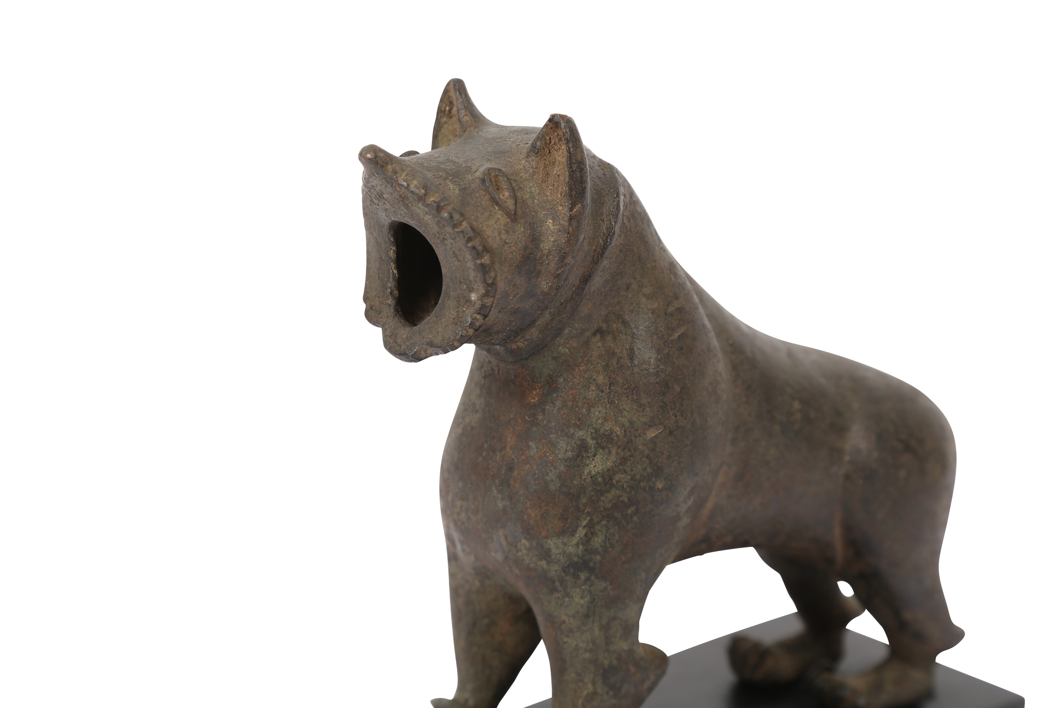 A CAST BRONZE LION-SHAPED SPOUT - Image 4 of 5