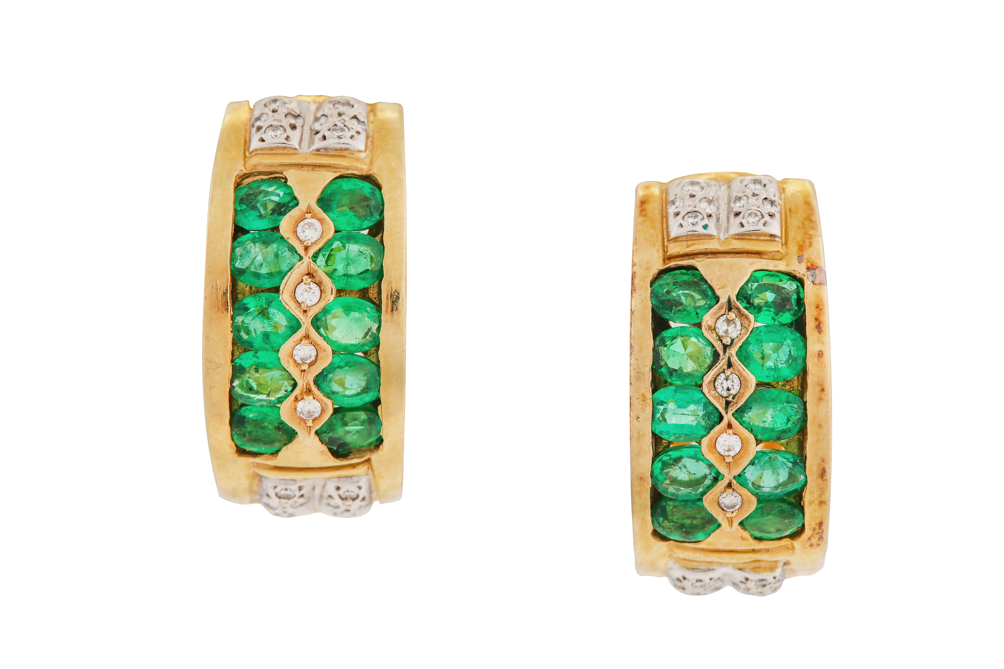 An emerald and diamond bangle, earrings, and ring suite - Image 4 of 8