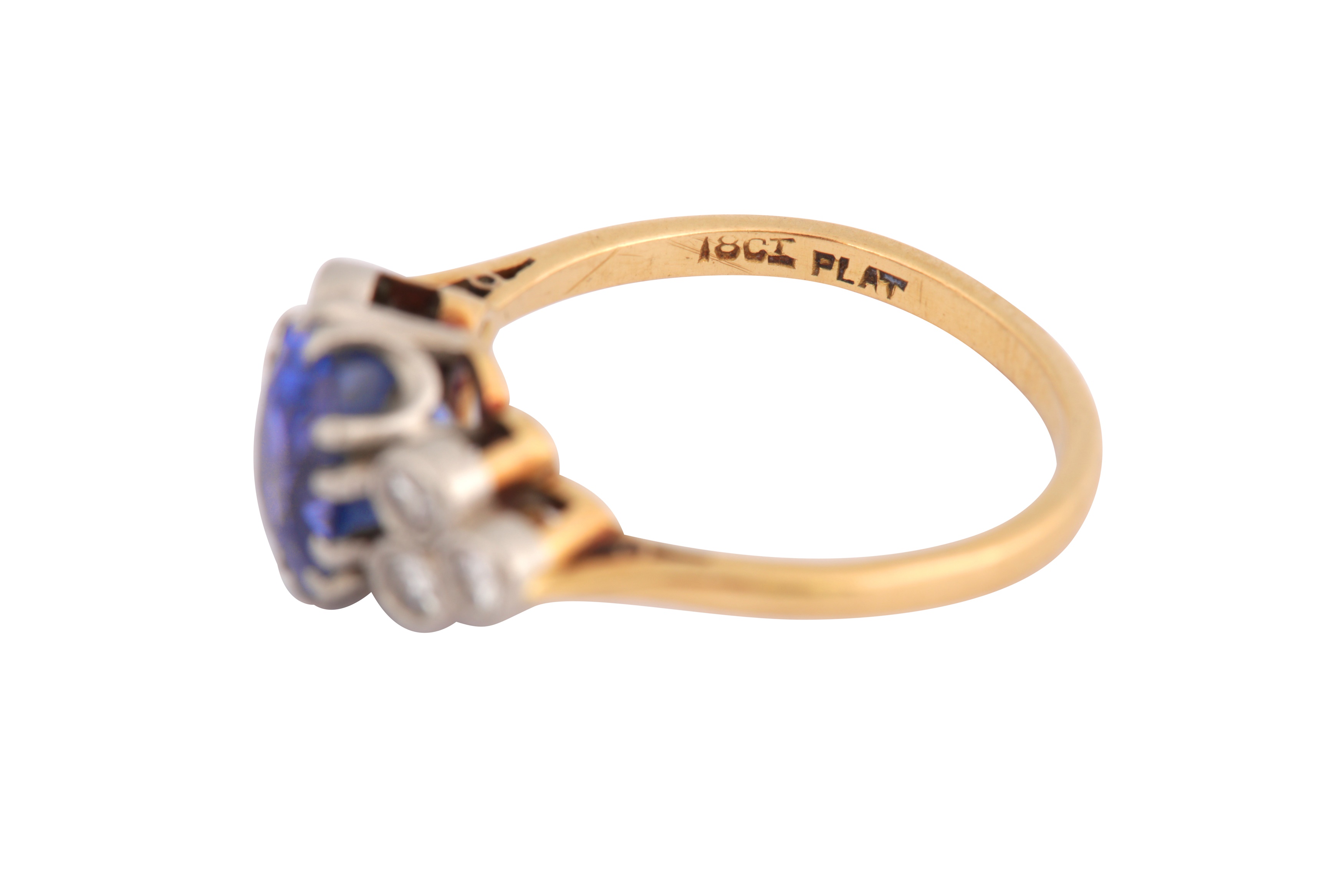 A sapphire and diamond ring - Image 3 of 4