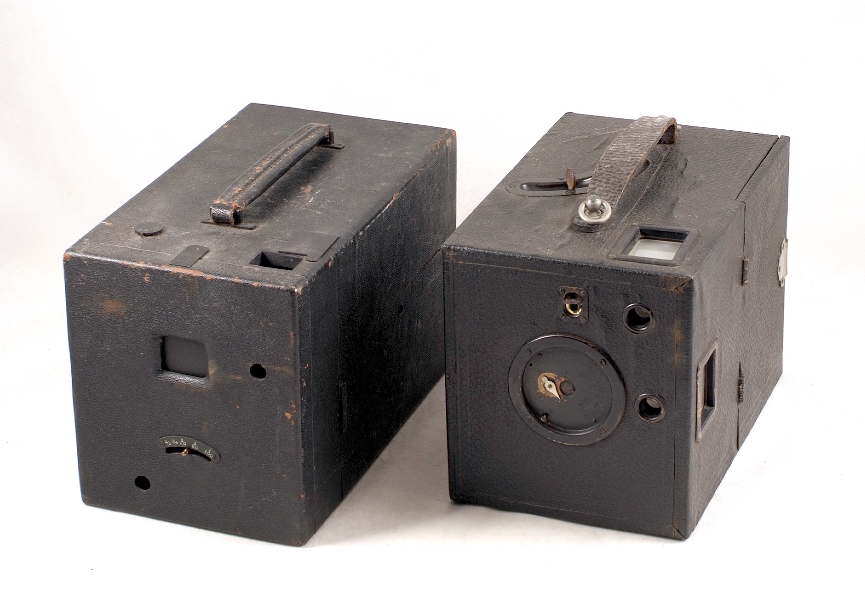 An Adams & Westlake 'Adlake Regular' Box Camera & another, Un-named. - Image 4 of 6