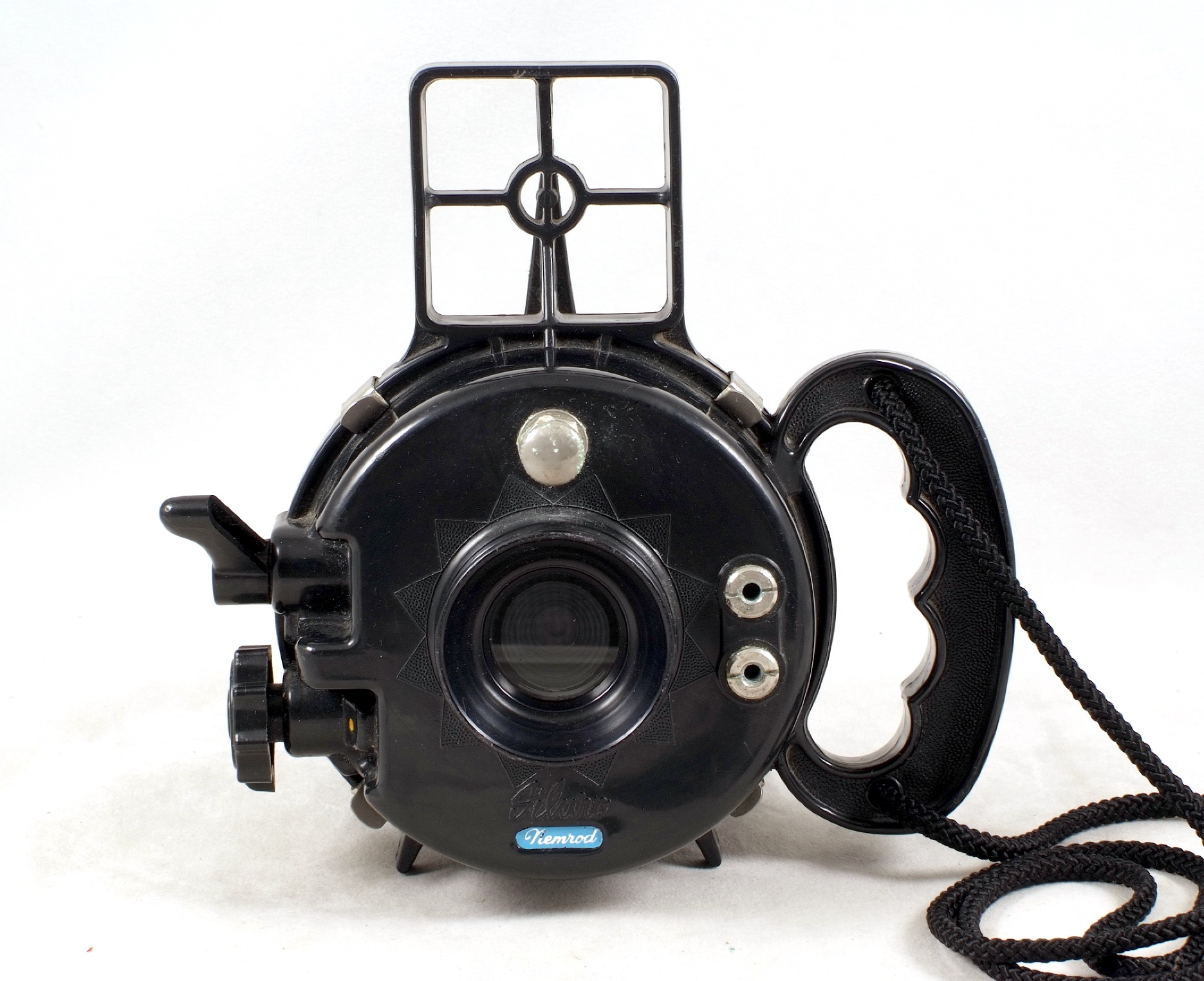 An Unusual Nemrod Siluro Underwater Bakelite Camera. - Image 2 of 5