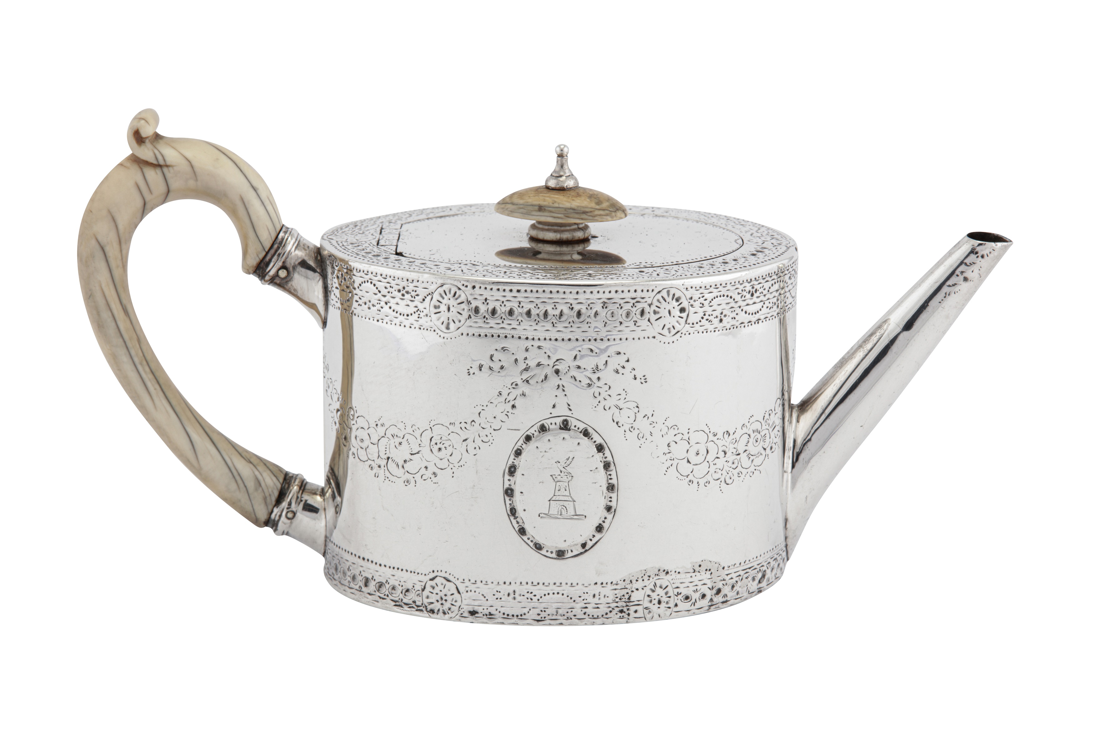 A George III sterling silver teapot, London 1779 by Thomas Daniell