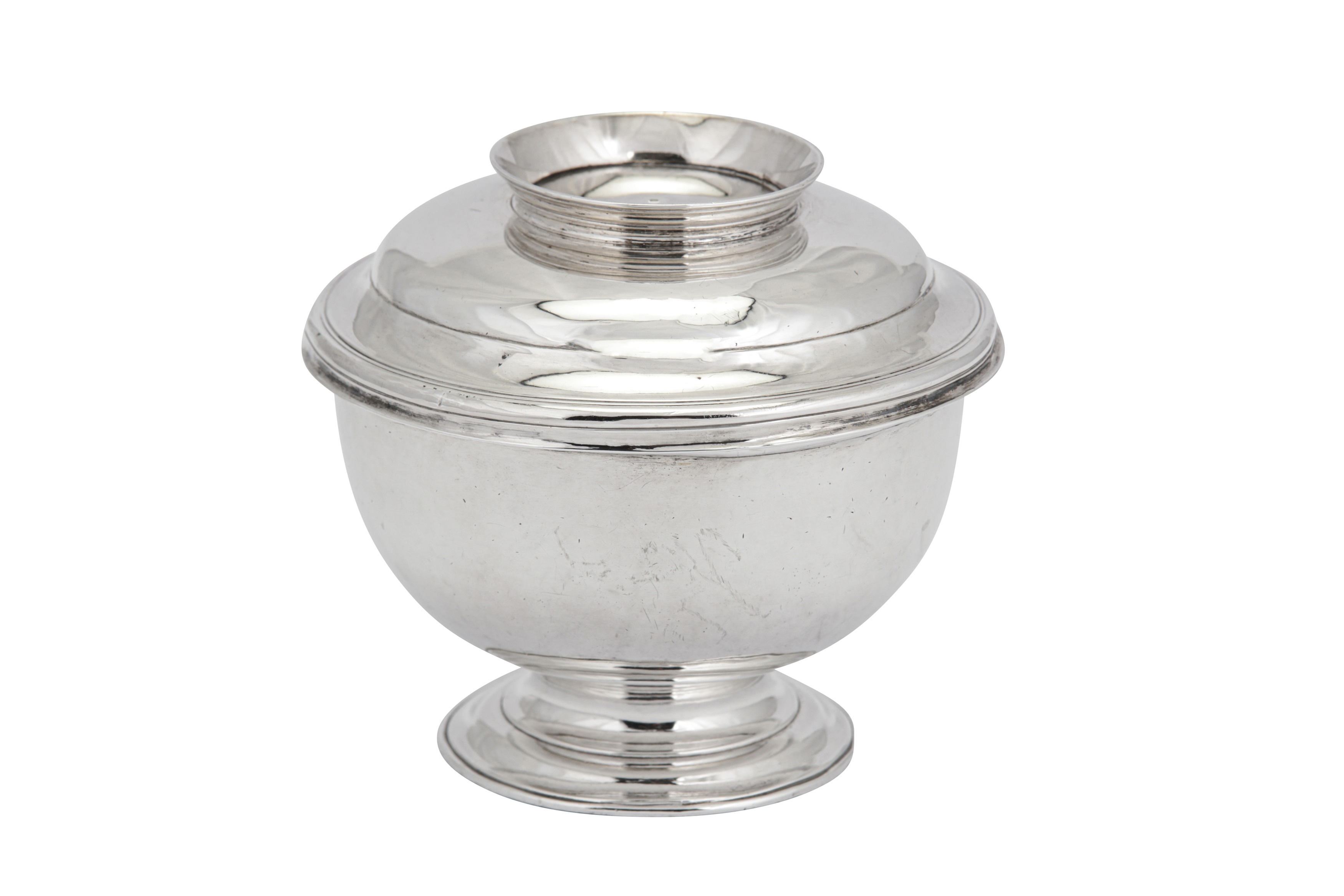 An early George II sterling silver covered sugar bowl, London 1728 by John Gamon (reg. 22nd March