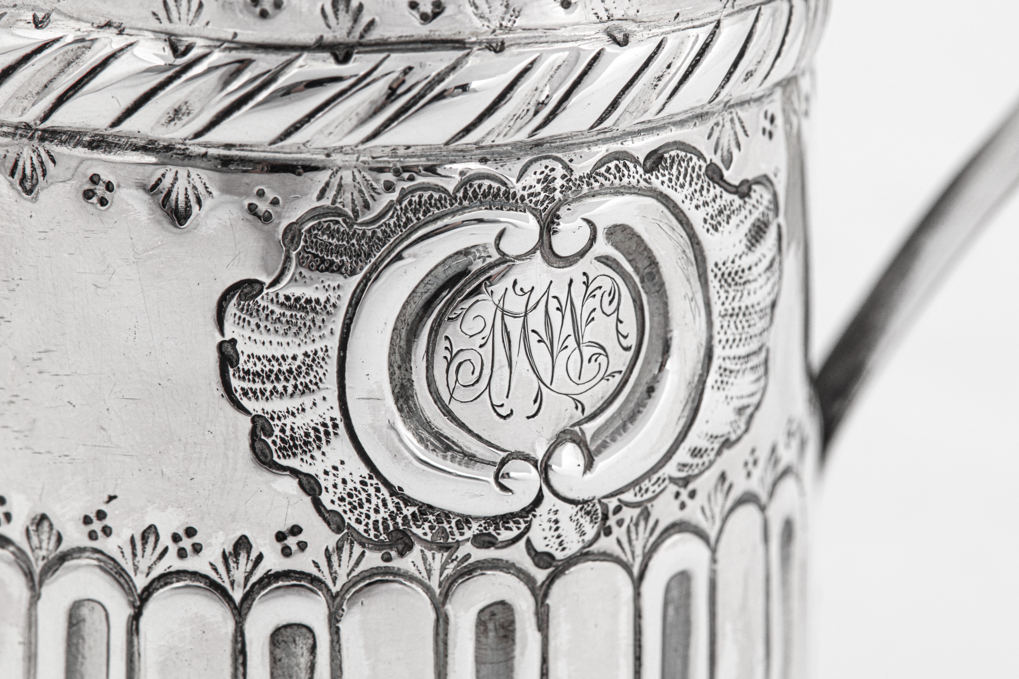 A George III sterling silver twin handled cup, London 1796 by Peter and Anne Bateman - Image 2 of 4