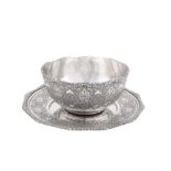 A late 20th century Iranian (Persian) 900 standard silver bowl on stand, Isfahan 1969-1979