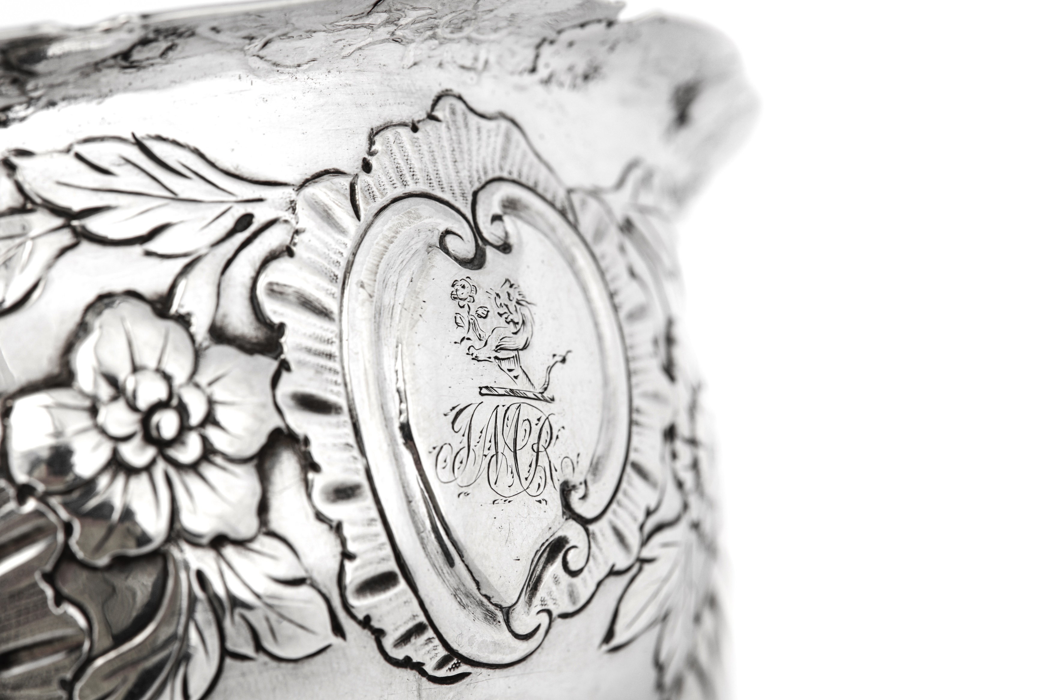 A George III Irish sterling silver sugar bowl, Dublin circa 1780 by I.W probably John West (active - Image 3 of 4