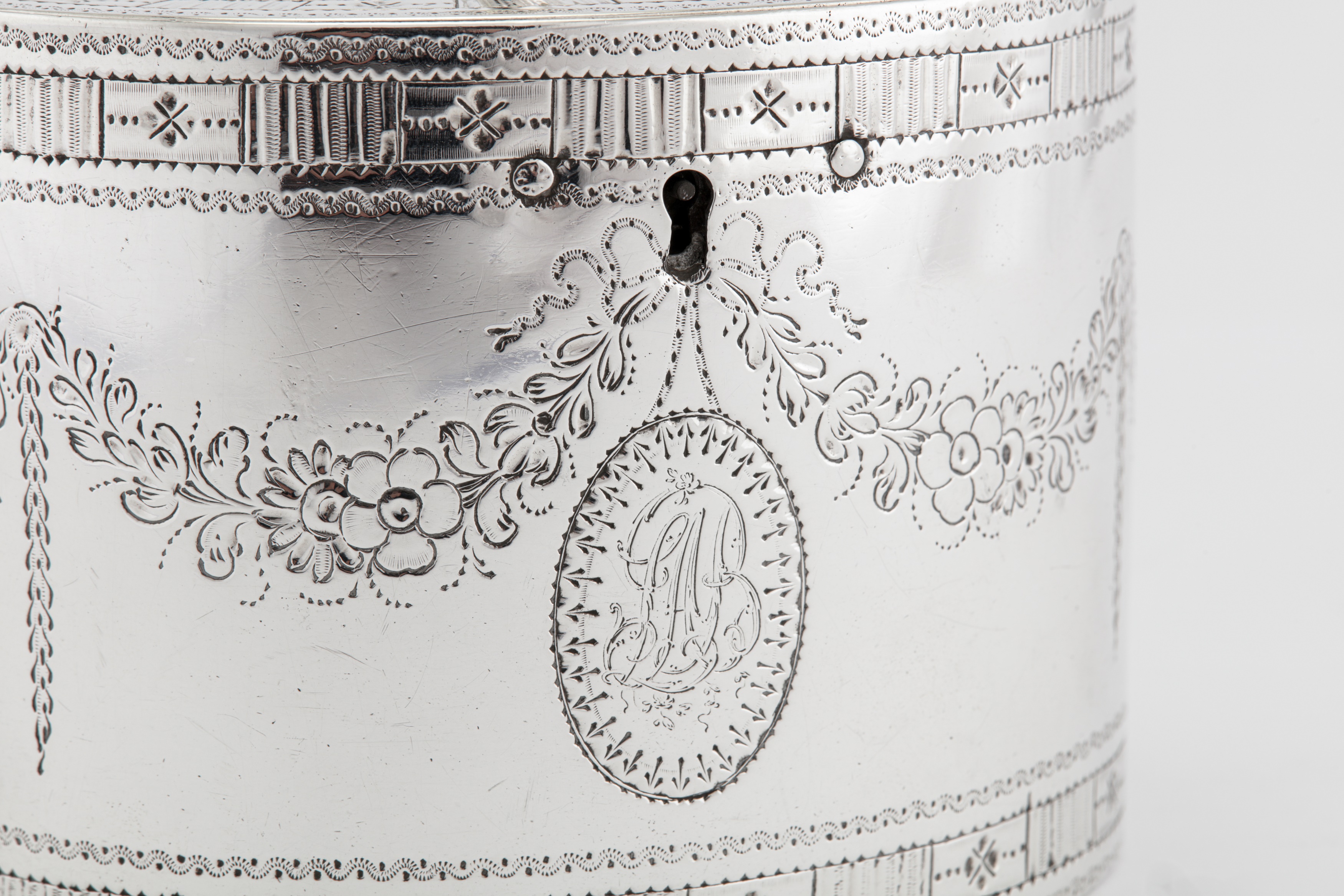 A George III sterling silver double tea caddy, London 1780 by John Denzilow (reg. 27th October - Image 6 of 7