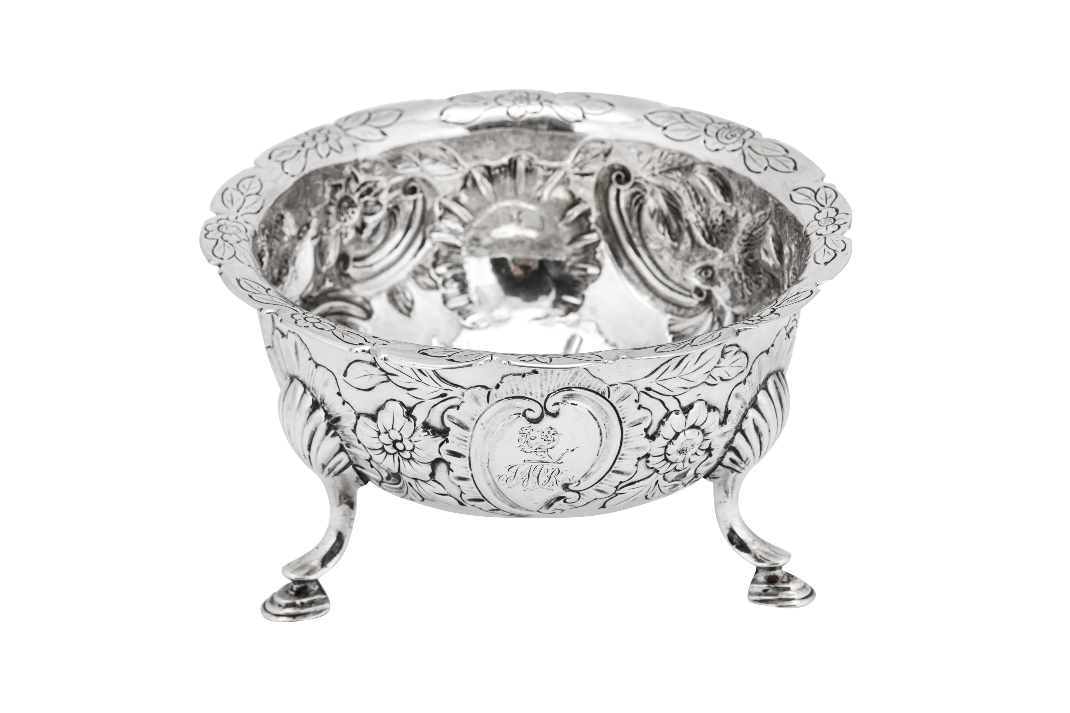 A George III Irish sterling silver sugar bowl, Dublin circa 1780 by I.W probably John West (active - Image 2 of 4