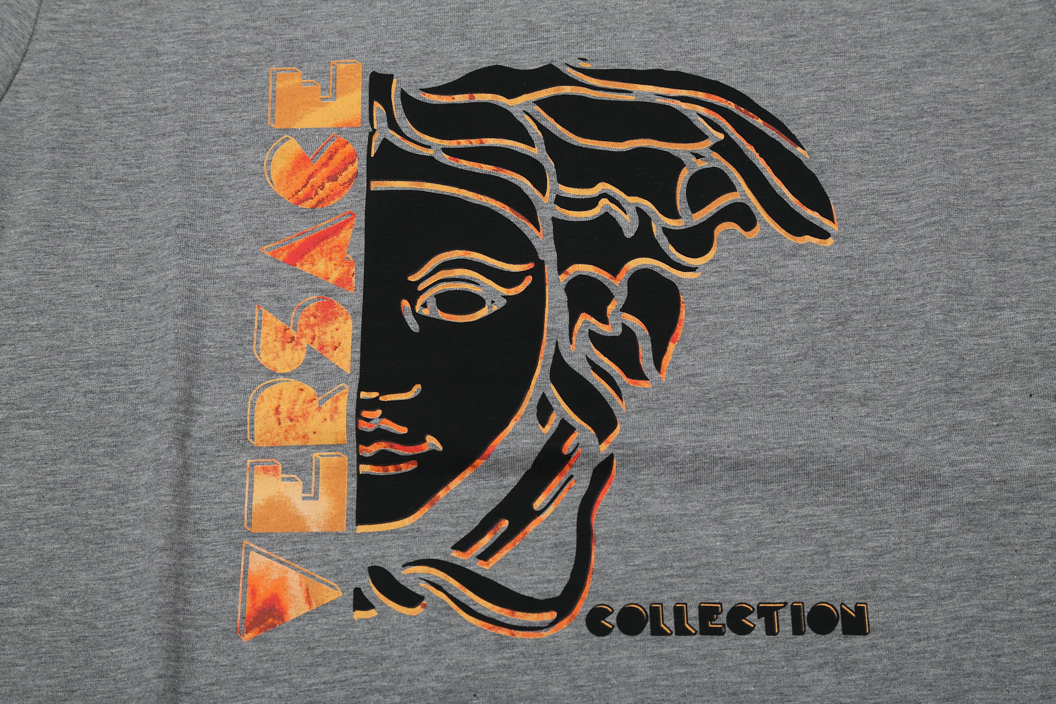 Versace Collection Grey Medusa Logo T-Shirt - Size M - Image 3 of 4