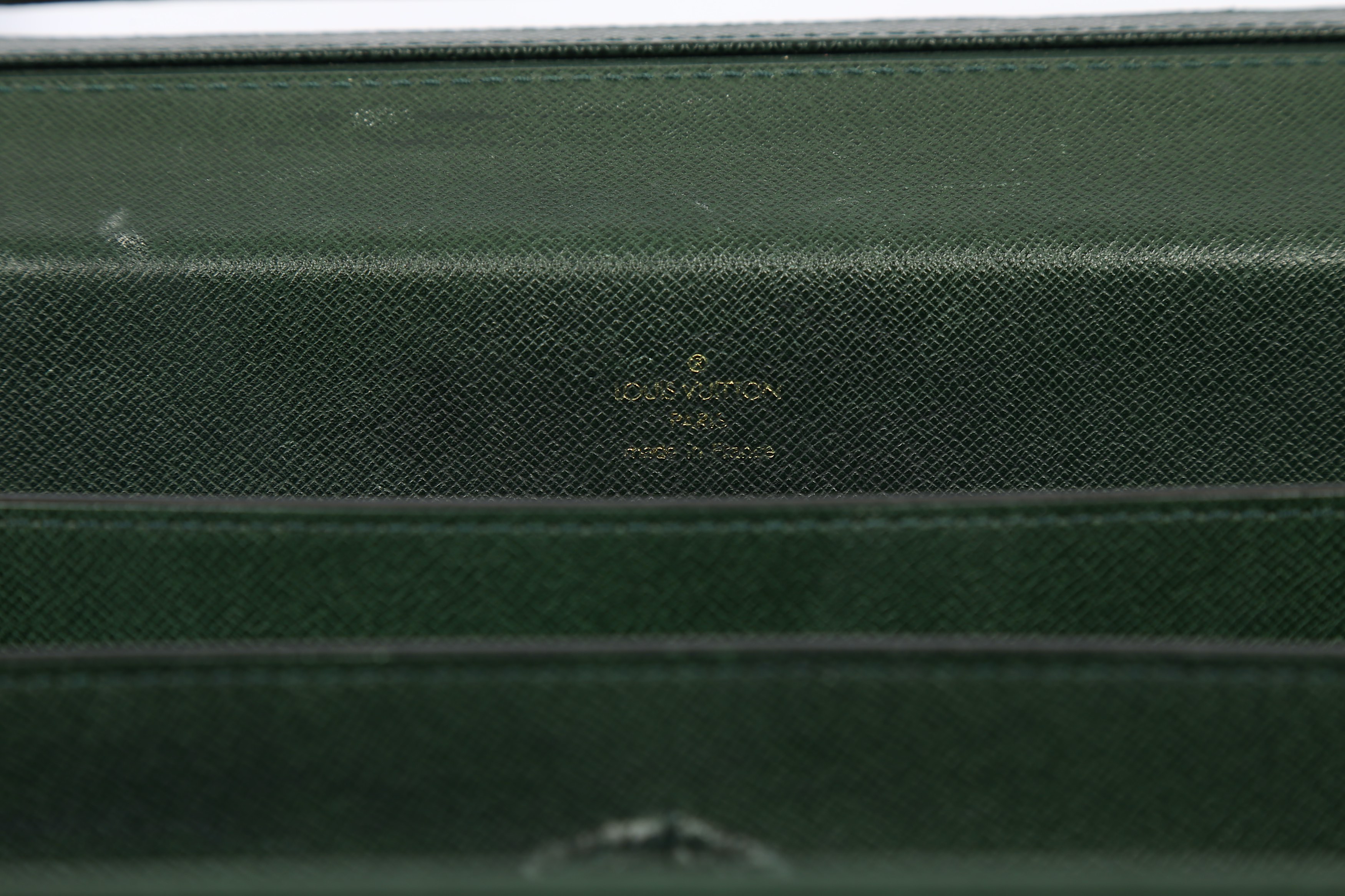 Louis Vuitton Epicea Green Taiga Pilot Case - Image 7 of 8