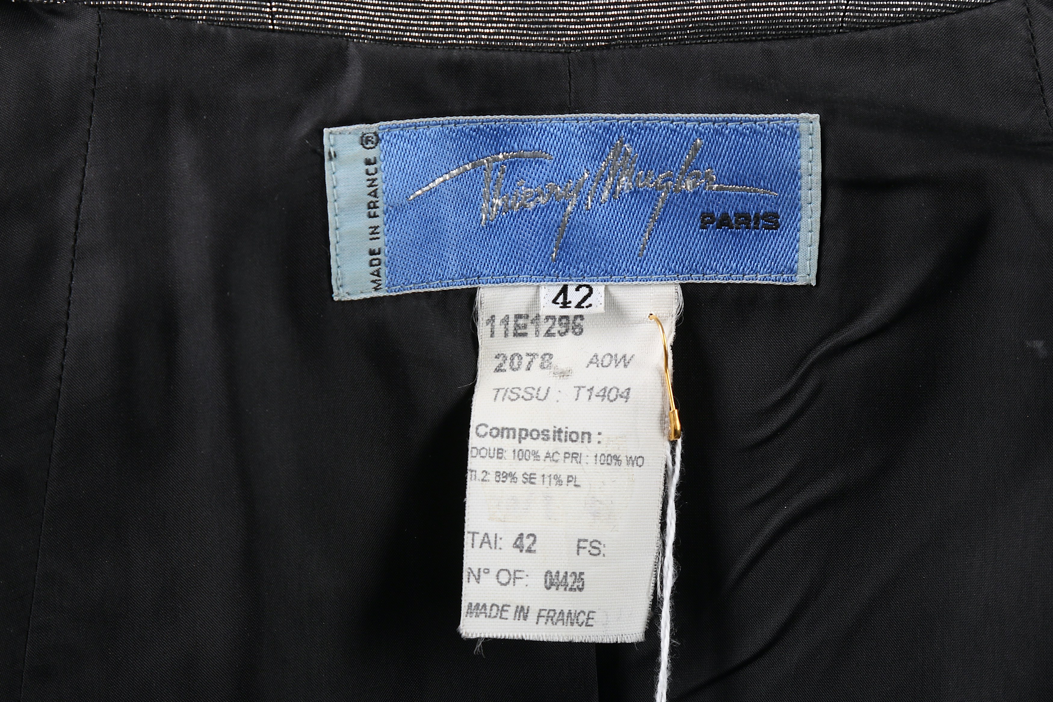 Thierry Mugler Black Off Shoulder Jacket - Size 42 - Image 4 of 4