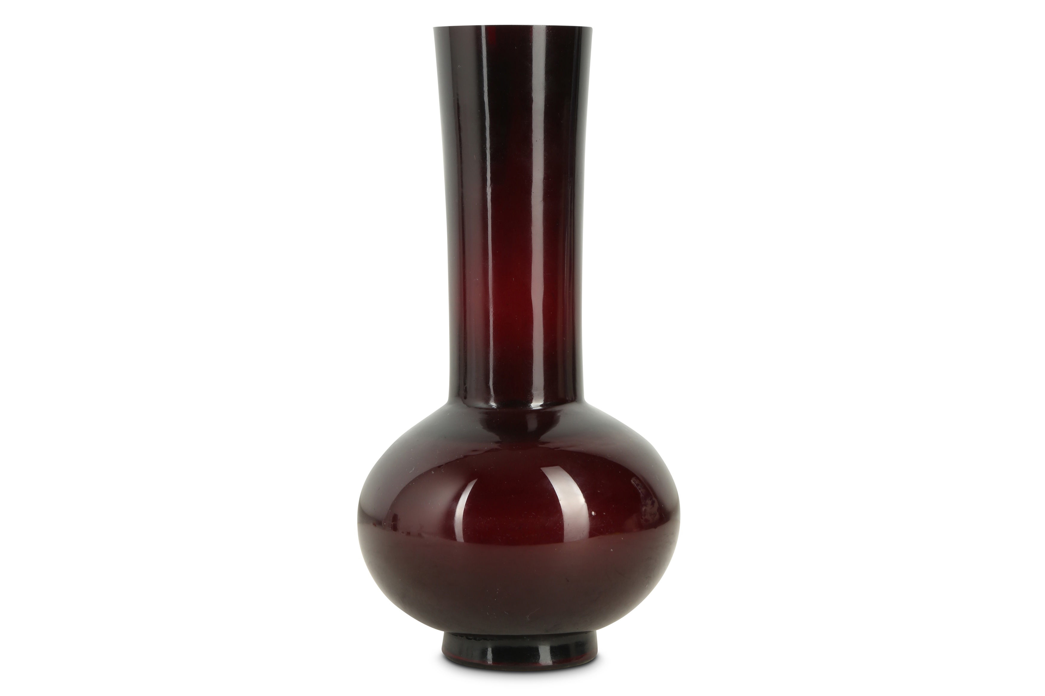 A CHINESE PEKING GLASS AMBER-RED VASE. - Image 3 of 16