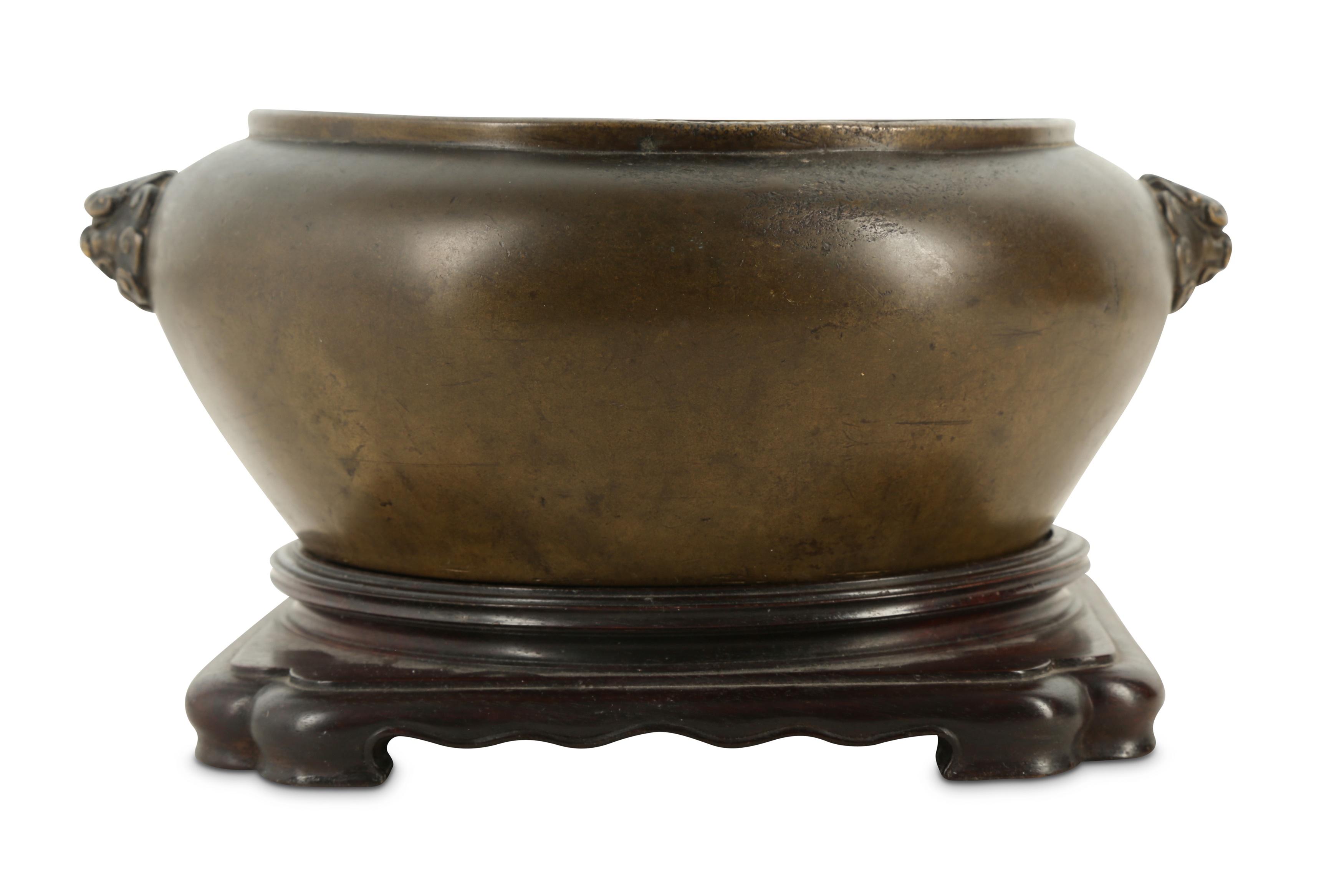 A CHINESE BRONZE INCENSE BURNER. - Image 3 of 16