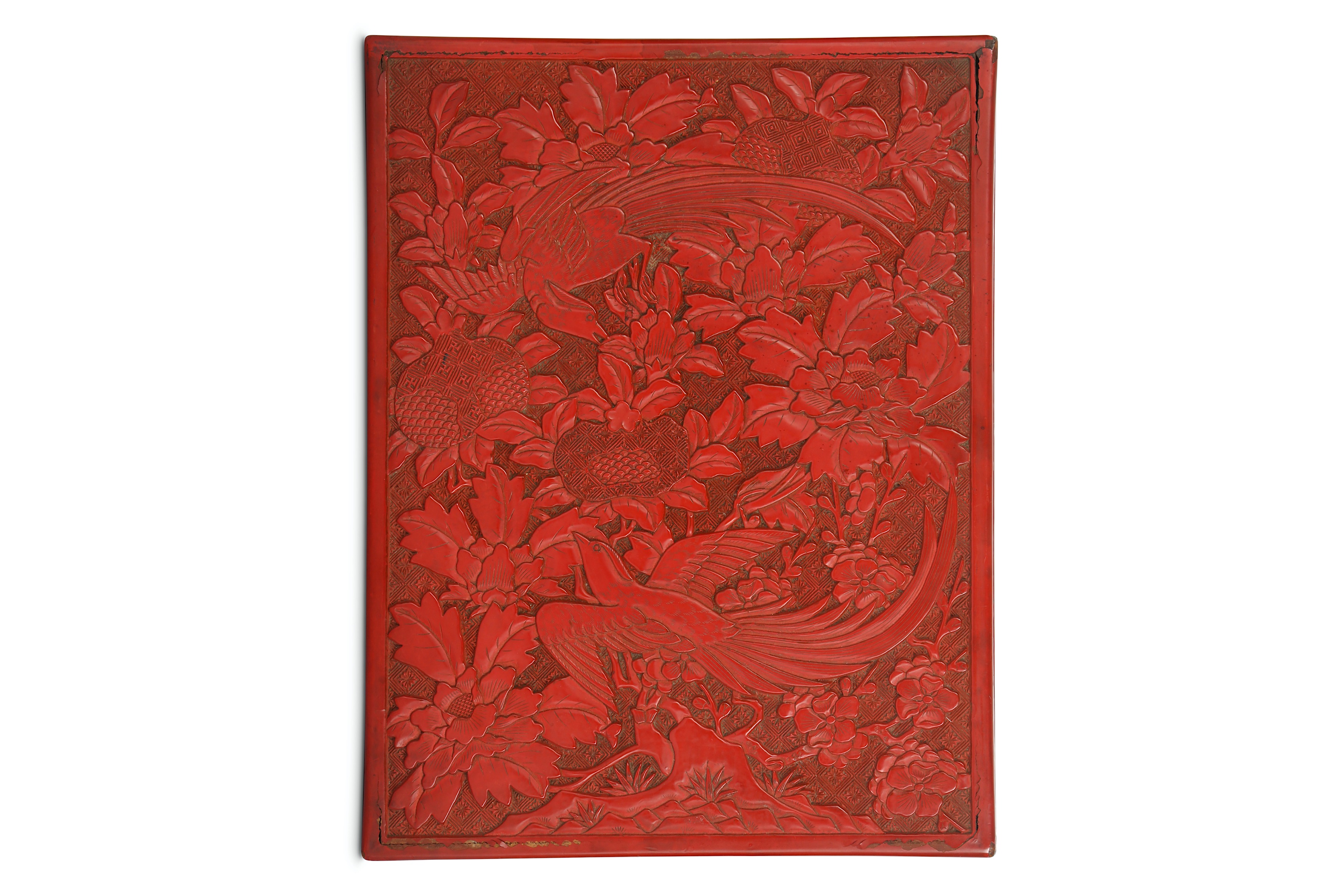 A CHINESE CINNABAR LACQUER RECTANGULAR 'PARADISE FLYCATCHERS' BOX AND COVER. - Image 4 of 12