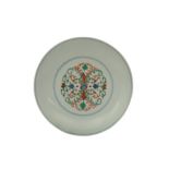 A CHINESE WUCAI HONEYSUCKLE PATTERN DISH.