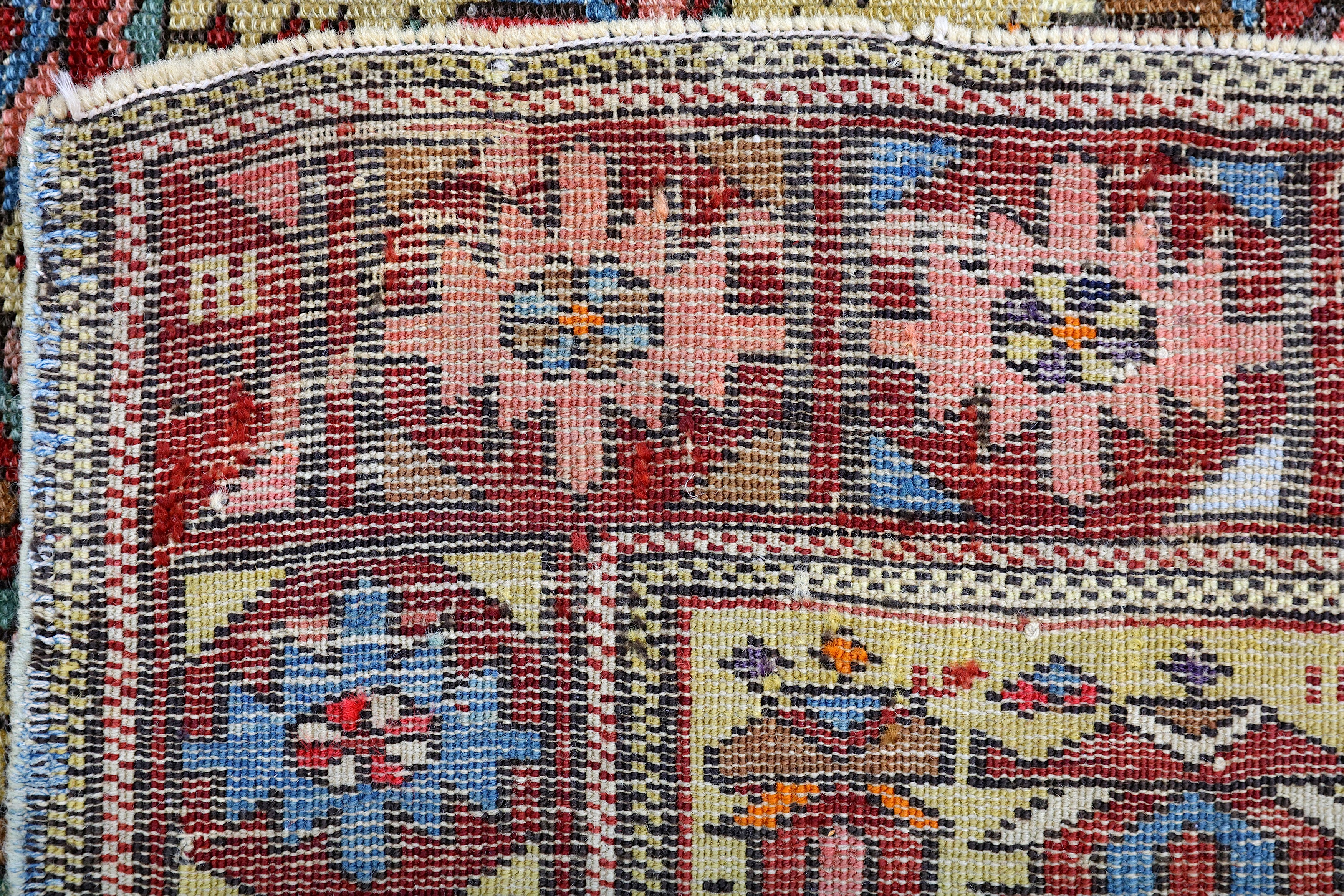 AN ANTIQUE DAGESTAN RUG, EAST CAUCASUS - Image 6 of 6