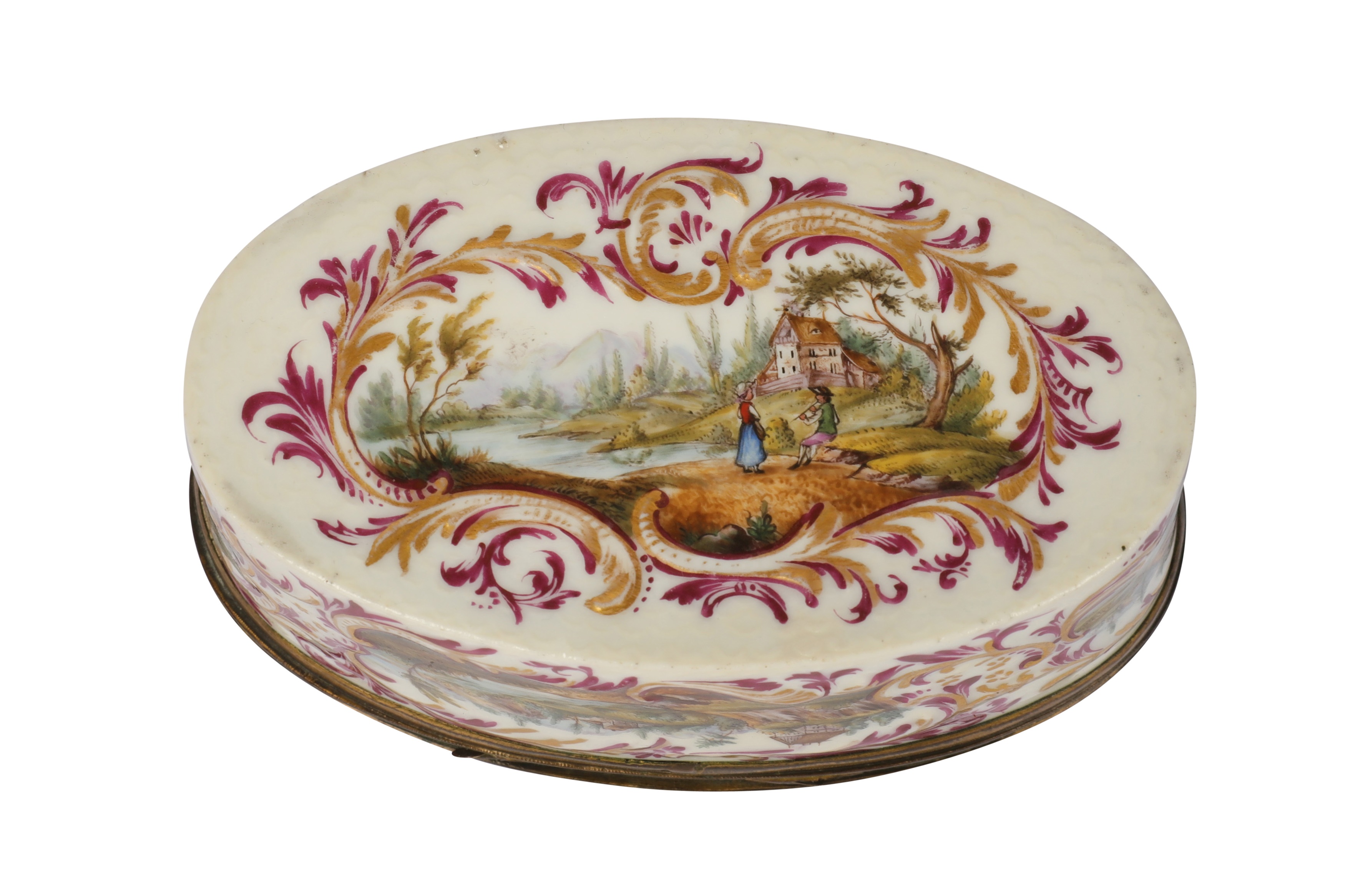 An 18th century Continental porcelain oval box - Image 4 of 4