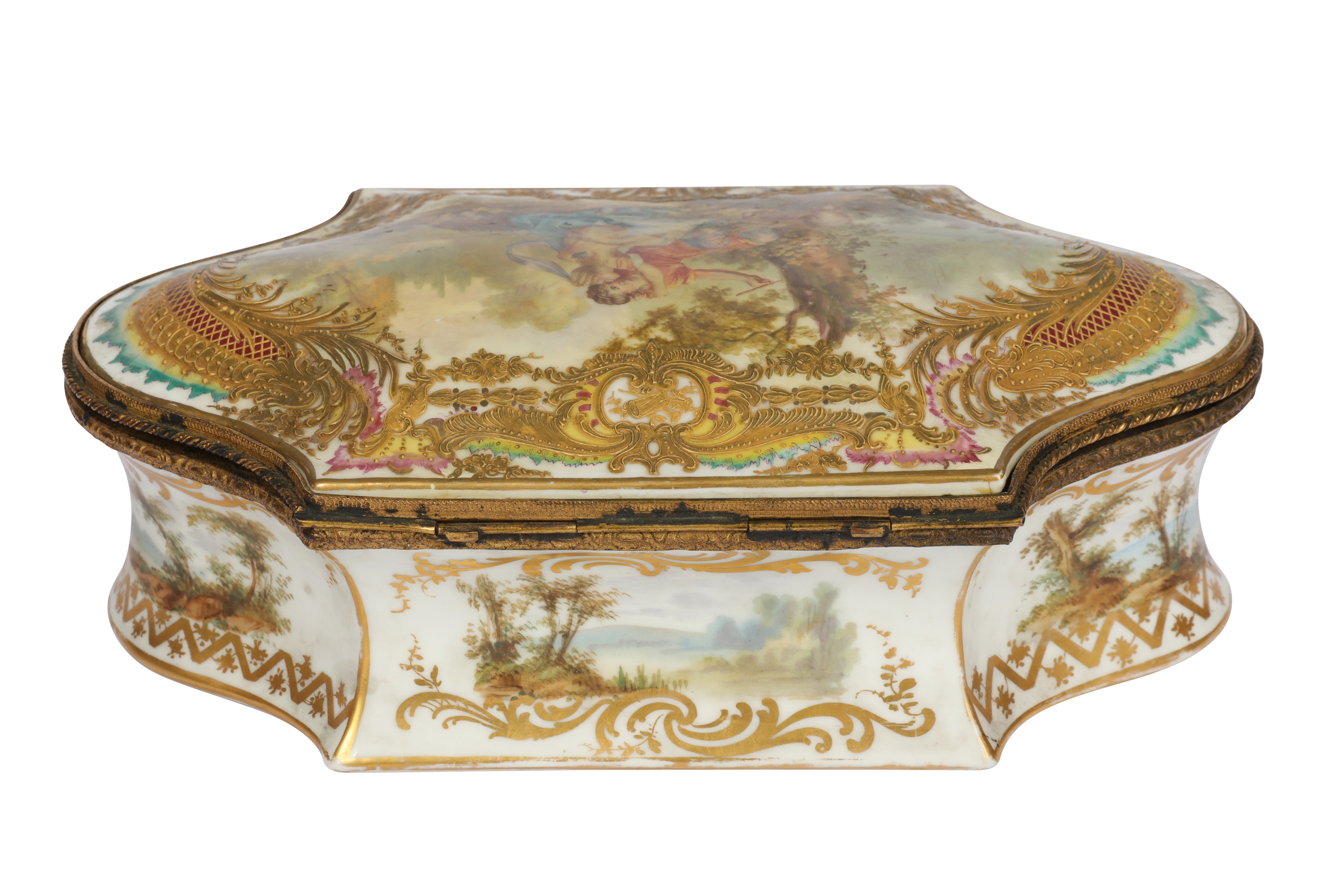 A late 19th/early 20th French porcelain shaped box, in the Sevres style - Image 3 of 9