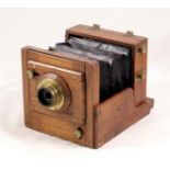 Un-named Quarter Plate Tailboard Camera with Brass Lens