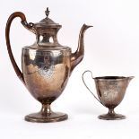 A George III vase shaped silver coffee pot and milk jug, R & D Hennell, London 1796,