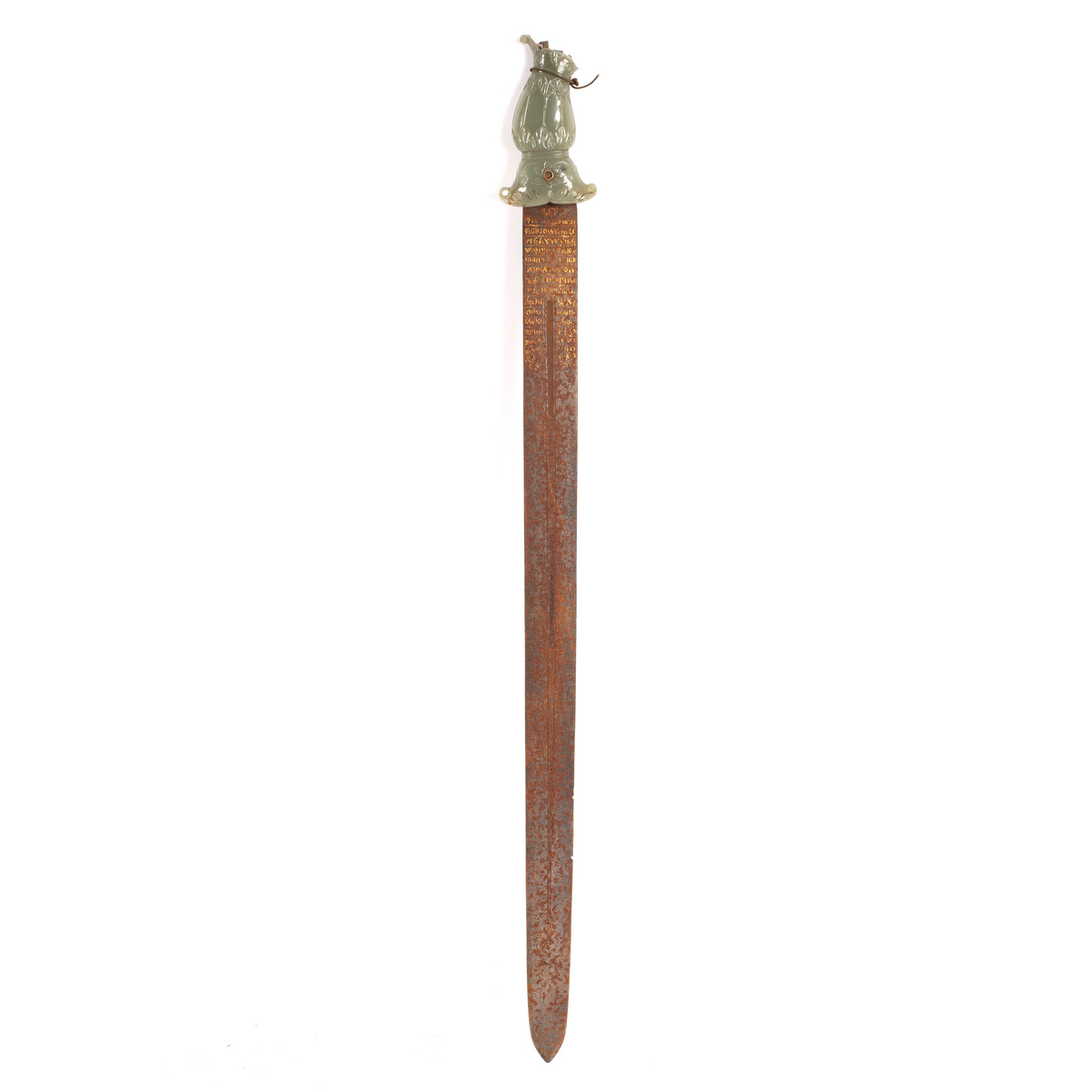 A Mughal sword with jade grip (damaged) and gold inlaid blade, 71.
