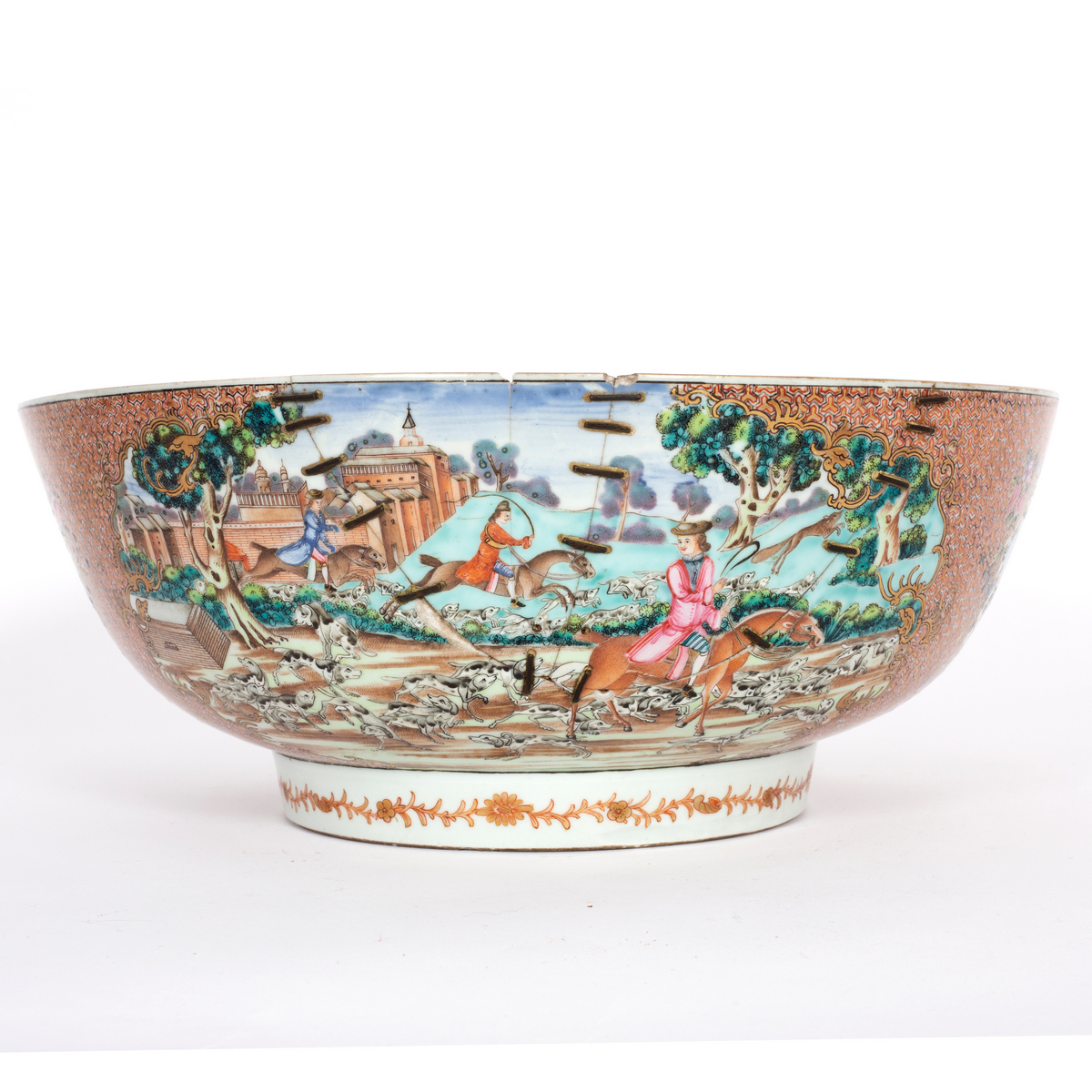 A Chinese famille rose hunting subject punch bowl, Qianlong, painted with a European hunting scene, - Image 2 of 9