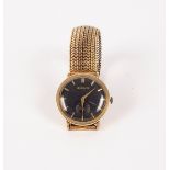 A gentleman's Jaeger-LeCoultre wristwatch, in 14k gold,