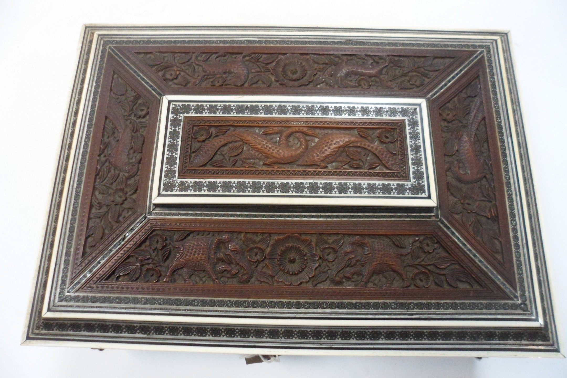 A 19th Century Anglo-Indian sadeli work and sandalwood work box, Vizagapatam circa 1820, - Image 3 of 12