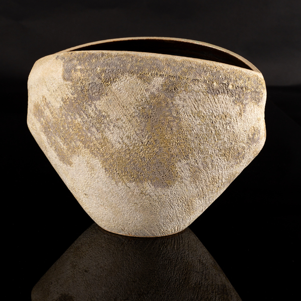 Chris Carter (born 1945), a stoneware vessel, silicon carbide glaze to exterior,