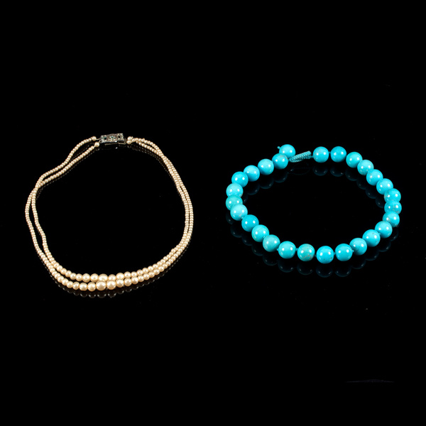 A turquoise bead necklace and a faux pearl necklace [2]