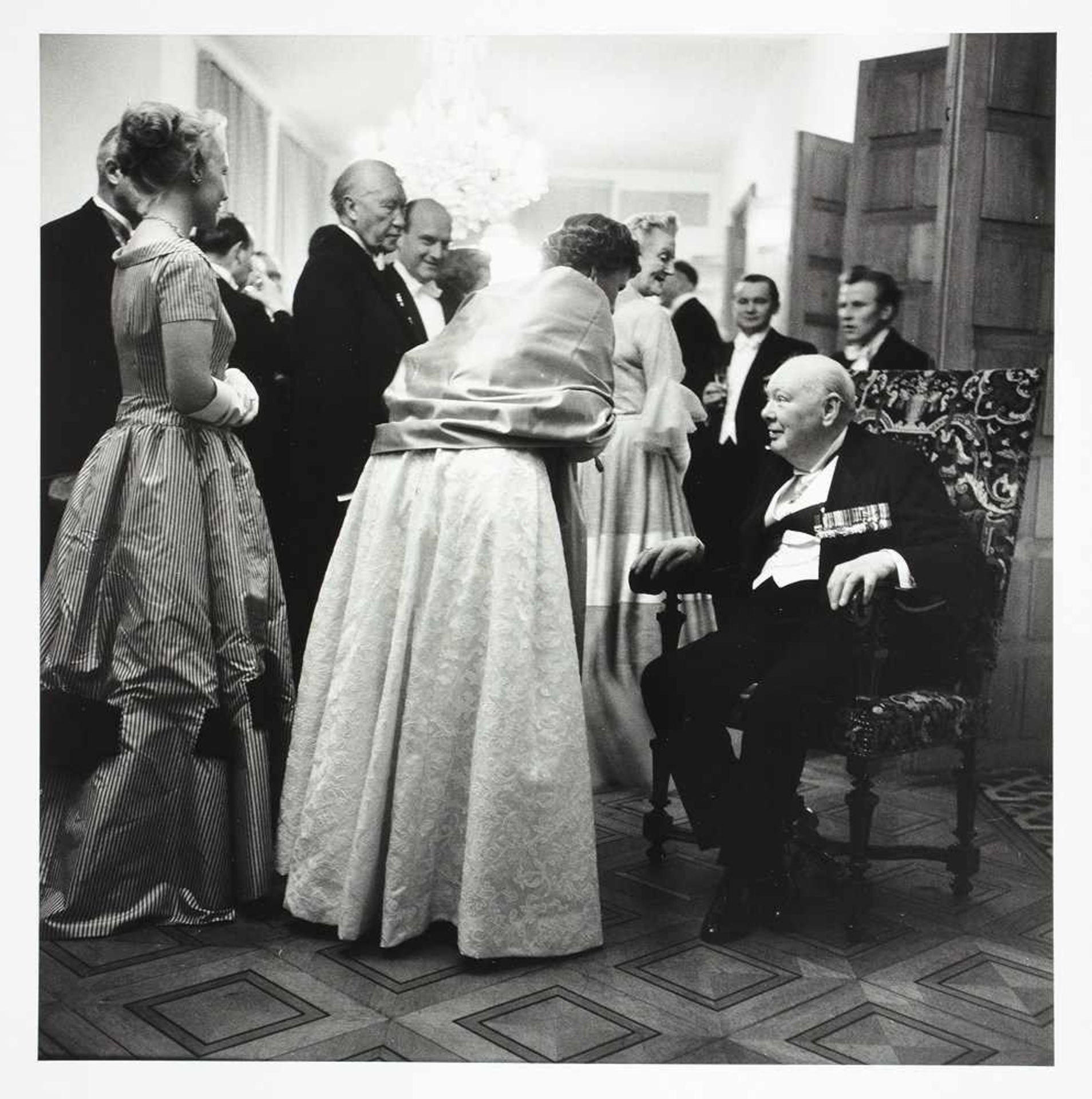 Robert Lebeck. Konrad Adenauer, Willy Brandt, Romy Schneider u. a. Sechs Fotografien. 1955-1981/ - Image 2 of 6