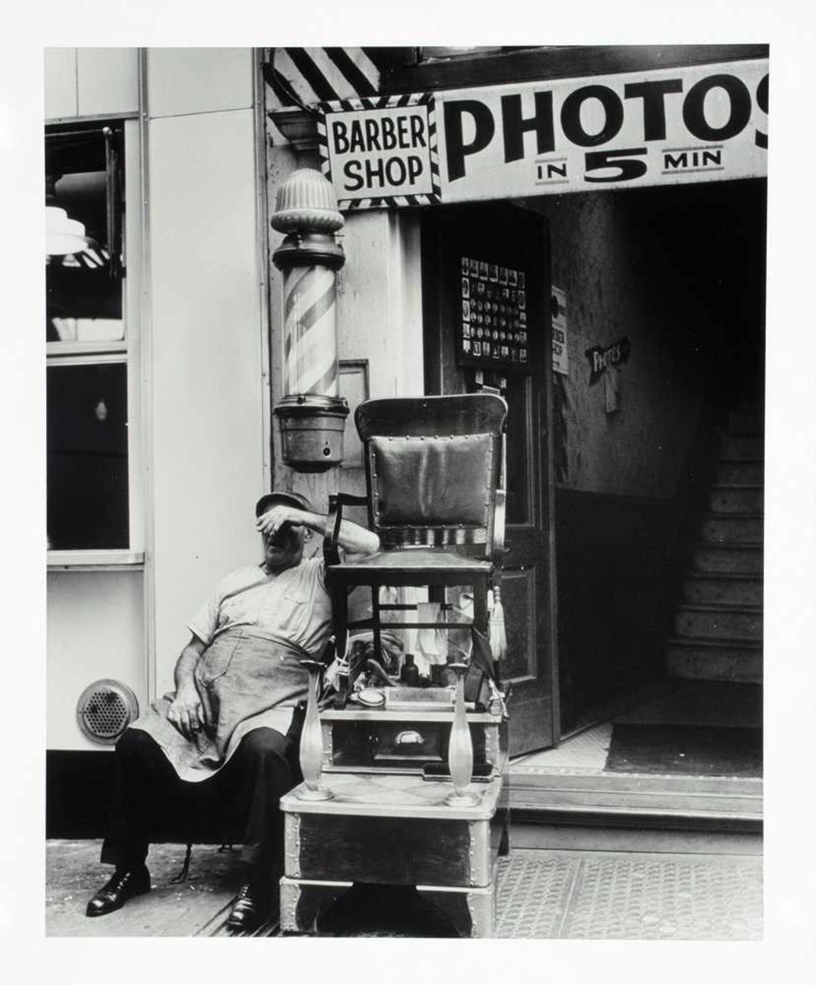 Andreas Feininger. New York und Chicago in den Vierziger Jahren. Sechs Fotografien. 1940-41/2011. - Image 6 of 6