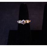 DIAMOND RING SET IN 14K YELLOW GOLD. TOTAL DIAMOND 1.69CT.