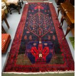 PERSIAN HAMADAN LORI RUG WITH LARGE MEDALLION DESIGN 334 X 190 CM