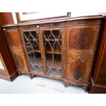 SHAPED FRONT MAHOGANY DISPLAY CABINET WITH 2 BOW FRONT CUPBOARD DOORS AF