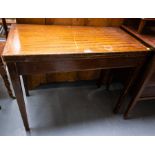 FOLDOVER MAHOGANY CARD TABLE