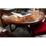 VICT ROSEWOOD ROUND TABLE ON POD