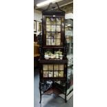 QUALITY ANTIQUE MAHOGANY CORNER CABINET WITH CONVEX GLASS