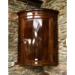 QUALITY MAHOG BOW FRONT HANGING CORNER CABINET