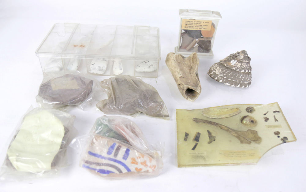 (lot of approx. 20) Assorted pre-historic ceramic pot shards and remnants - Image 4 of 6