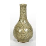 A Chinese Ge-style Pear Bottle Vase