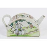 Chinese Famille-rose Tea Pot