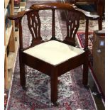 Georgian mahogany corner chair