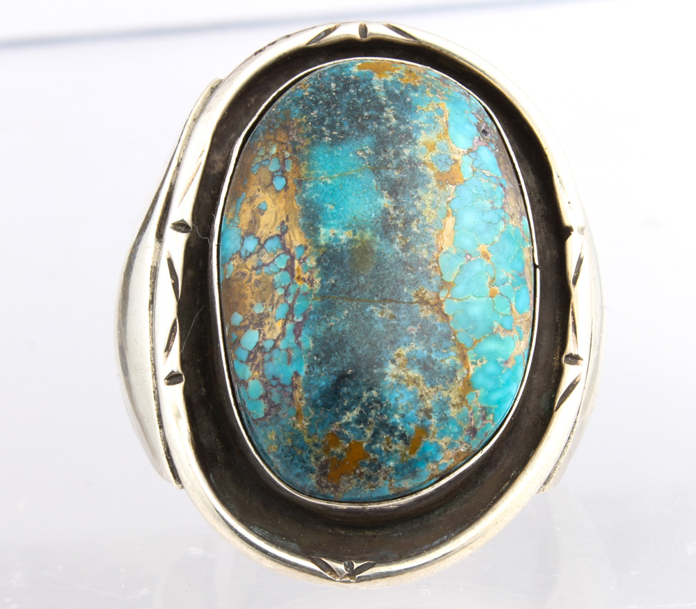 Native American turquoise, silver ring - Image 2 of 6